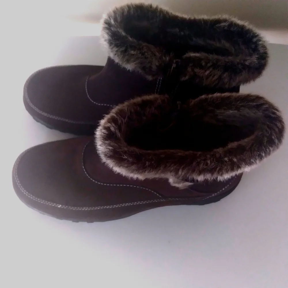 Khombu Gracie Winter Ankle‎ Boots Faux Fur Lined Water Resistant 7M